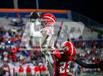 Thumbnail 3 in Mater Dei @ Orange Lutheran photogallery.