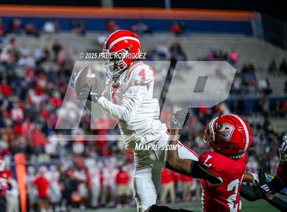 Thumbnail 2 in Mater Dei @ Orange Lutheran photogallery.