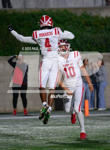 Thumbnail 2 in Mater Dei @ Orange Lutheran photogallery.