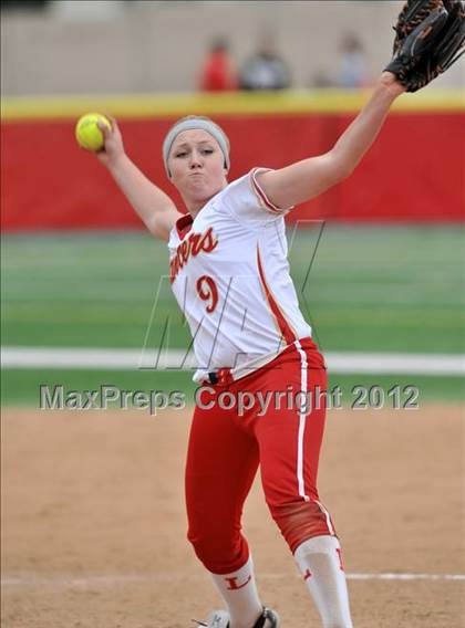 Thumbnail 2 in Mater Dei @ Orange Lutheran photogallery.