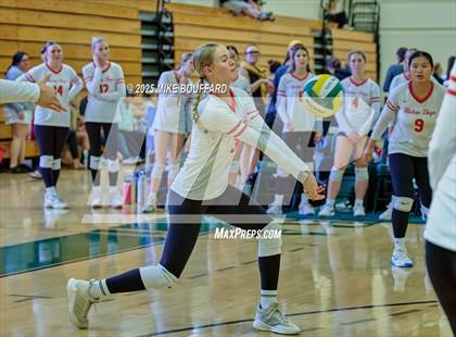Thumbnail 1 in La Jolla vs Bishop Diego (Santa Barbara Tournament of Champions) photogallery.