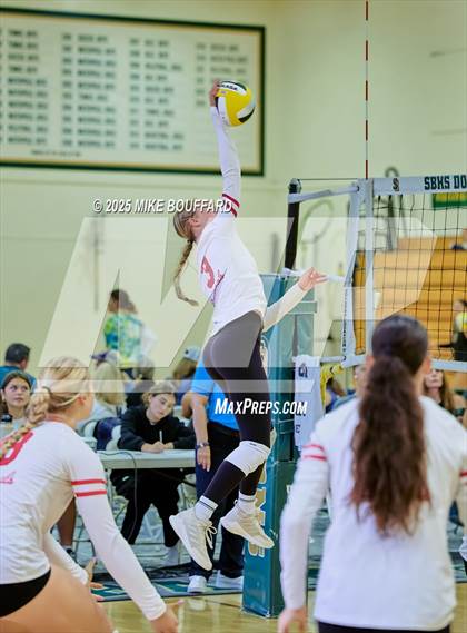 Thumbnail 3 in La Jolla vs Bishop Diego (Santa Barbara Tournament of Champions) photogallery.