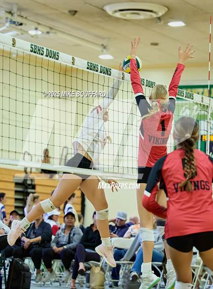 Thumbnail 2 in La Jolla vs Bishop Diego (Santa Barbara Tournament of Champions) photogallery.