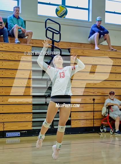 Thumbnail 2 in La Jolla vs Bishop Diego (Santa Barbara Tournament of Champions) photogallery.