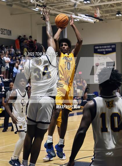 Thumbnail 3 in Shabach Christian Academy @ Varsity Opponent photogallery.