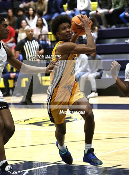 Thumbnail 2 in Shabach Christian Academy @ Varsity Opponent photogallery.