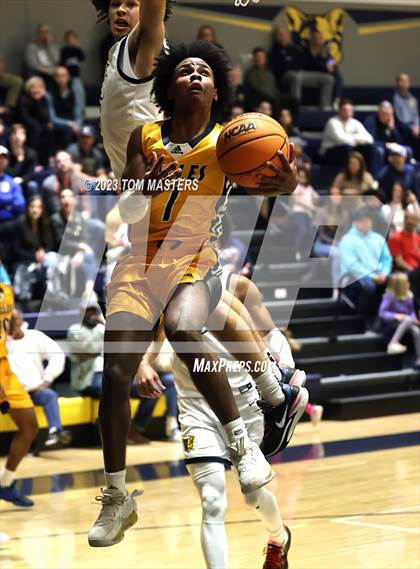 Thumbnail 1 in Shabach Christian Academy @ Varsity Opponent photogallery.