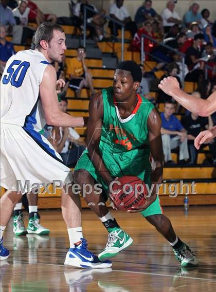 Thumbnail 1 in Ely vs. Gill St. Bernard's (City of Palms Classic) photogallery.