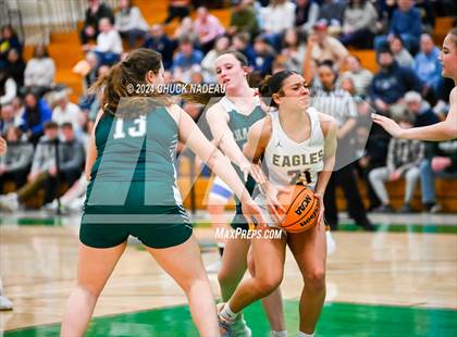 Thumbnail 3 in Barrington vs. Chariho (RIIL Elite 8) photogallery.