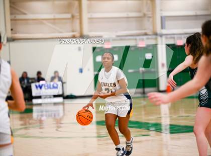 Thumbnail 2 in Barrington vs. Chariho (RIIL Elite 8) photogallery.