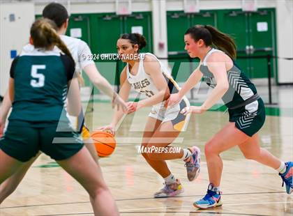 Thumbnail 2 in Barrington vs. Chariho (RIIL Elite 8) photogallery.