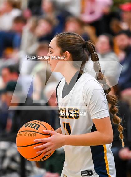 Thumbnail 3 in Barrington vs. Chariho (RIIL Elite 8) photogallery.