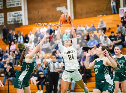 Thumbnail 1 in Barrington vs. Chariho (RIIL Elite 8) photogallery.