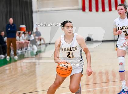 Thumbnail 3 in Barrington vs. Chariho (RIIL Elite 8) photogallery.