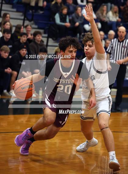 Thumbnail 1 in Exeter vs Goffstown (NHIAA Division I First Round) photogallery.