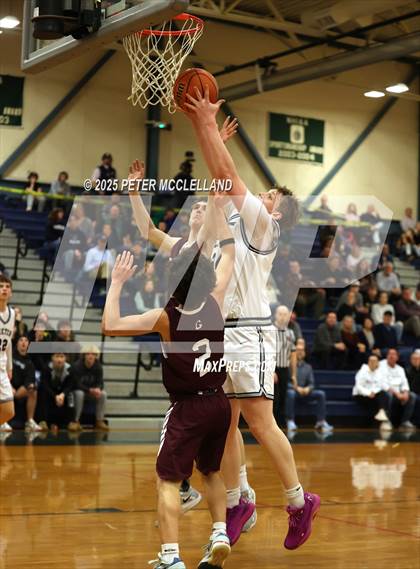 Thumbnail 2 in Exeter vs Goffstown (NHIAA Division I First Round) photogallery.