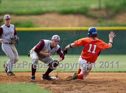 Thumbnail 3 in Robinson vs. Marvin Ridge (NCHAA State Playoffs) photogallery.