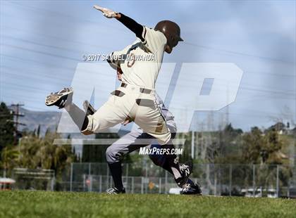 Thumbnail 2 in Kennedy vs Marshall photogallery.
