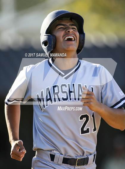 Thumbnail 2 in Kennedy vs Marshall photogallery.