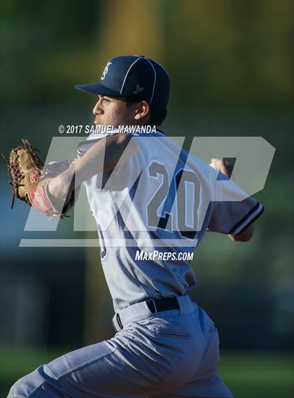 Thumbnail 2 in Kennedy vs Marshall photogallery.