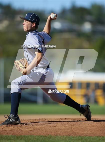 Thumbnail 3 in Kennedy vs Marshall photogallery.