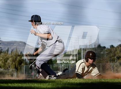 Thumbnail 2 in Kennedy vs Marshall photogallery.