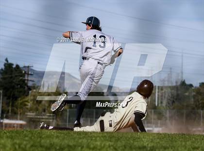 Thumbnail 3 in Kennedy vs Marshall photogallery.