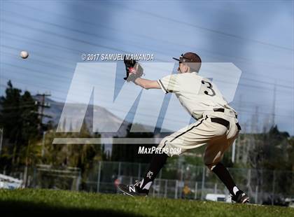 Thumbnail 3 in Kennedy vs Marshall photogallery.