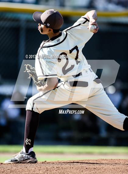Thumbnail 3 in Kennedy vs Marshall photogallery.