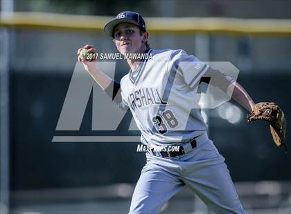 Thumbnail 3 in Kennedy vs Marshall photogallery.