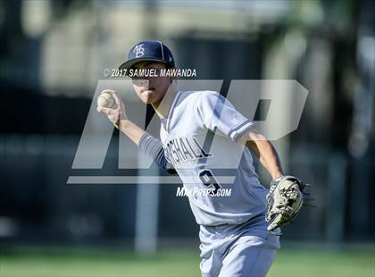 Thumbnail 3 in Kennedy vs Marshall photogallery.