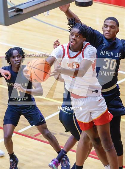 Thumbnail 3 in Hapeville Charter @ Holy Innocents Episcopal (HIES MLK Classic) photogallery.