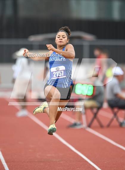 Thumbnail 3 in UIL 3A Track & Field Finals  photogallery.
