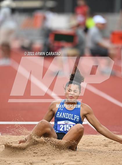 Thumbnail 1 in UIL 3A Track & Field Finals  photogallery.