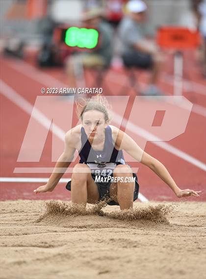 Thumbnail 2 in UIL 3A Track & Field Finals  photogallery.