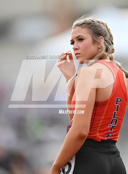 Thumbnail 1 in UIL 3A Track & Field Finals  photogallery.