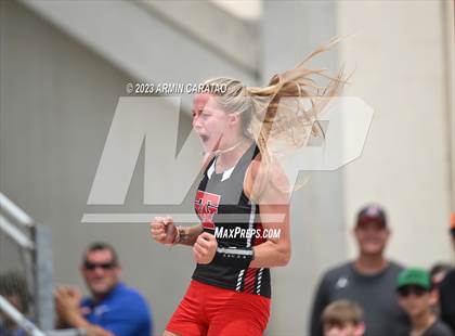 Thumbnail 2 in UIL 3A Track & Field Finals  photogallery.