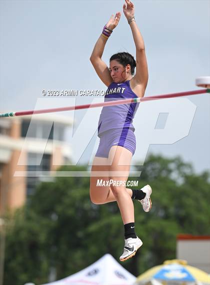 Thumbnail 1 in UIL 3A Track & Field Finals  photogallery.
