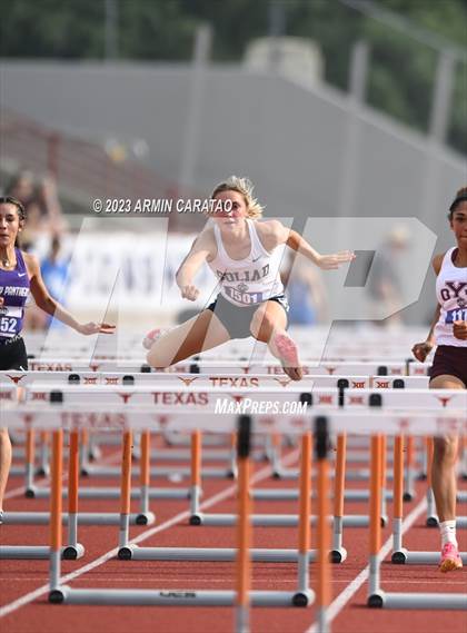 Thumbnail 2 in UIL 3A Track & Field Finals  photogallery.