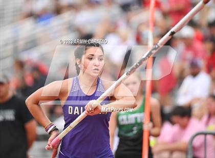 Thumbnail 3 in UIL 3A Track & Field Finals  photogallery.