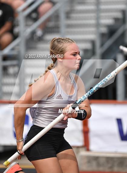 Thumbnail 3 in UIL 3A Track & Field Finals  photogallery.