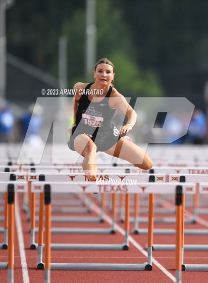 Thumbnail 3 in UIL 3A Track & Field Finals  photogallery.