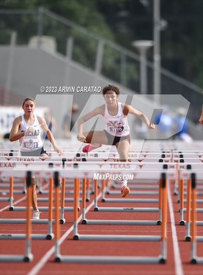 Thumbnail 1 in UIL 3A Track & Field Finals  photogallery.
