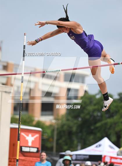Thumbnail 2 in UIL 3A Track & Field Finals  photogallery.