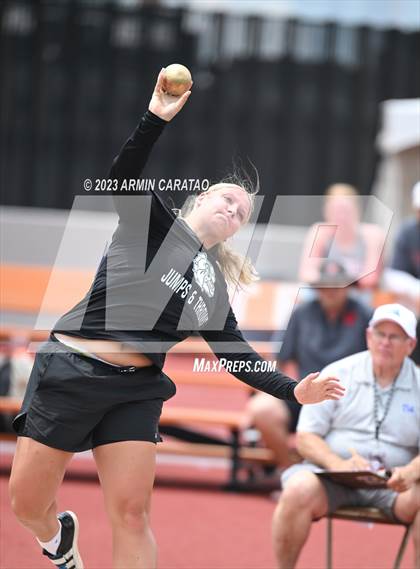 Thumbnail 3 in UIL 3A Track & Field Finals  photogallery.
