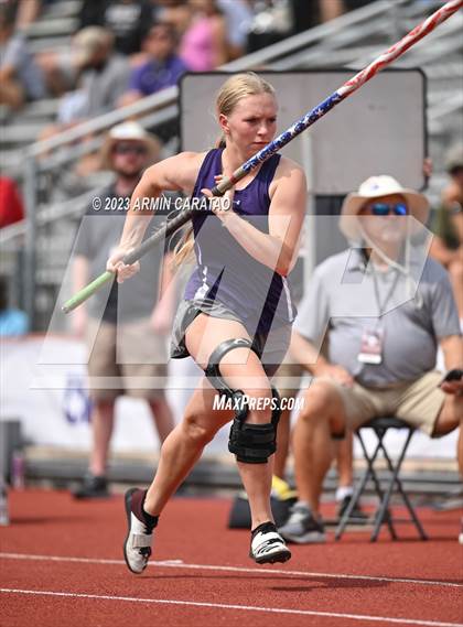 Thumbnail 3 in UIL 3A Track & Field Finals  photogallery.