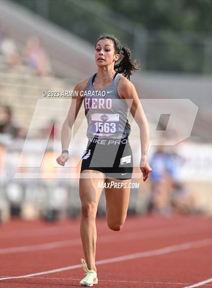 Thumbnail 3 in UIL 3A Track & Field Finals  photogallery.