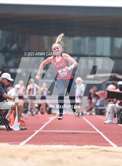 Thumbnail 1 in UIL 3A Track & Field Finals  photogallery.