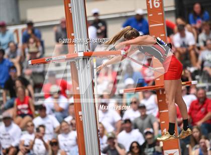 Thumbnail 3 in UIL 3A Track & Field Finals  photogallery.