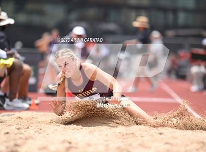Thumbnail 1 in UIL 3A Track & Field Finals  photogallery.